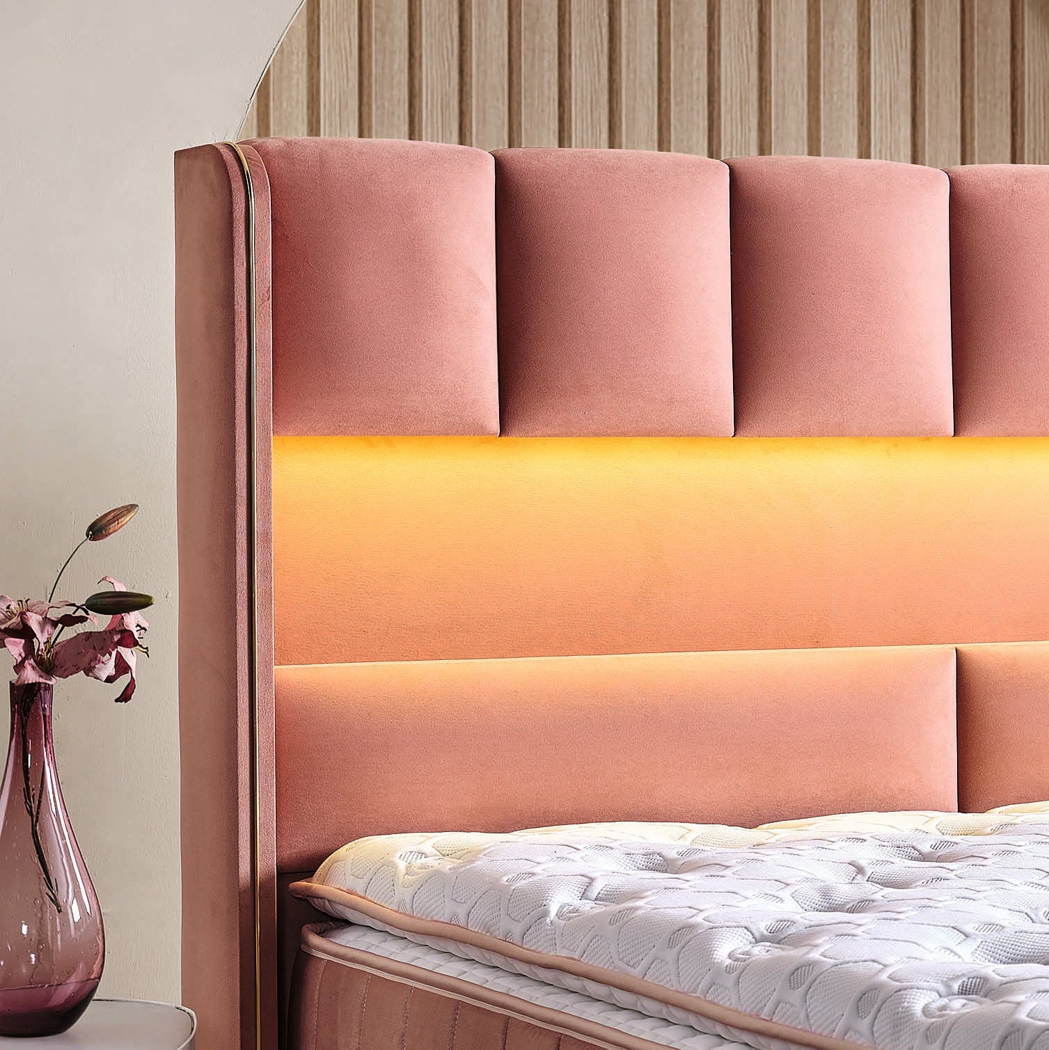 Pat Boxspring Floresa din Catifea, cu Saltea și Depozitare - IMPACT MOB