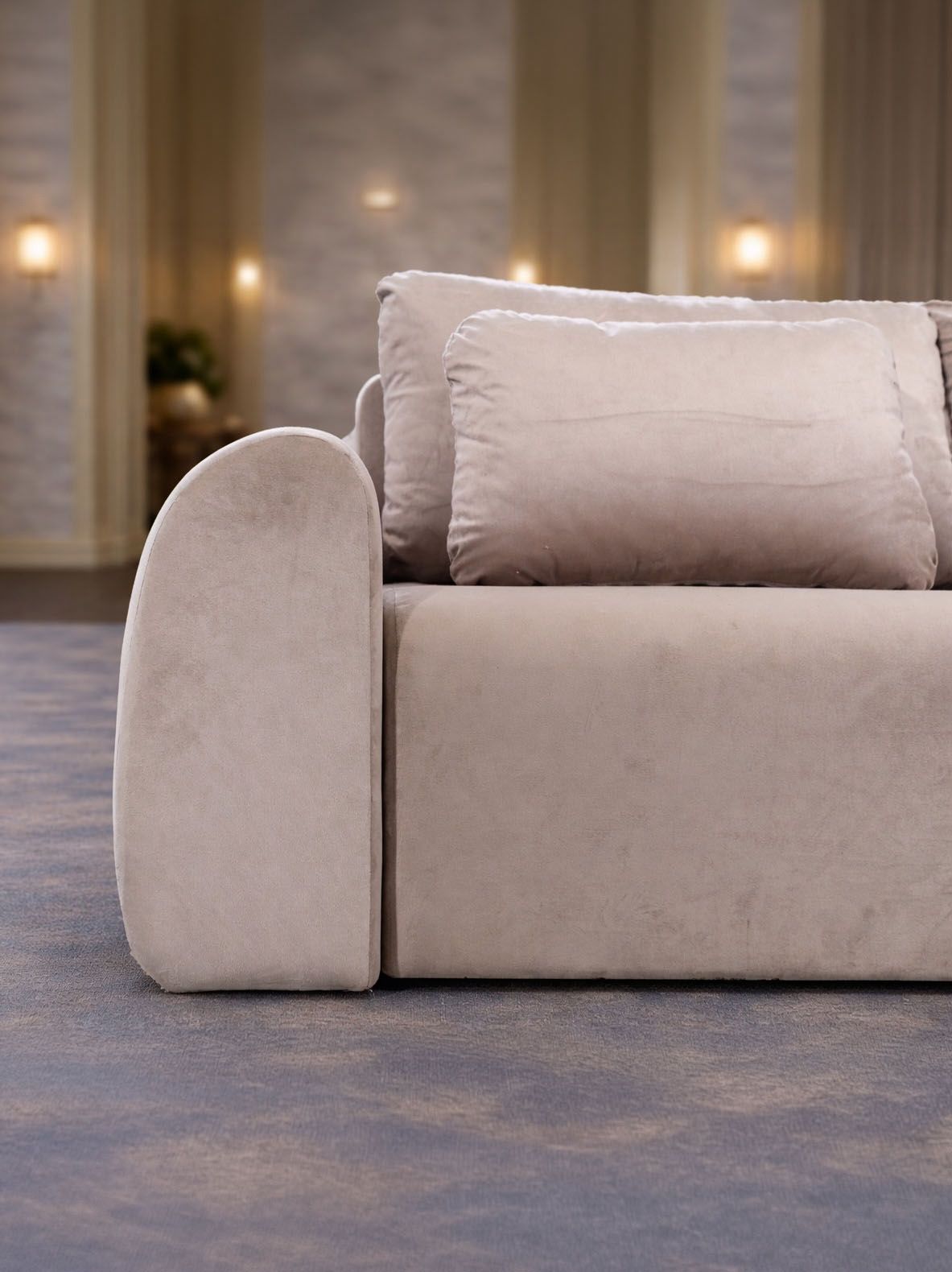 Canapea extensibilă Athena de la IMPACT MOB, cu ladă de depozitare, în design modern și confortabil.