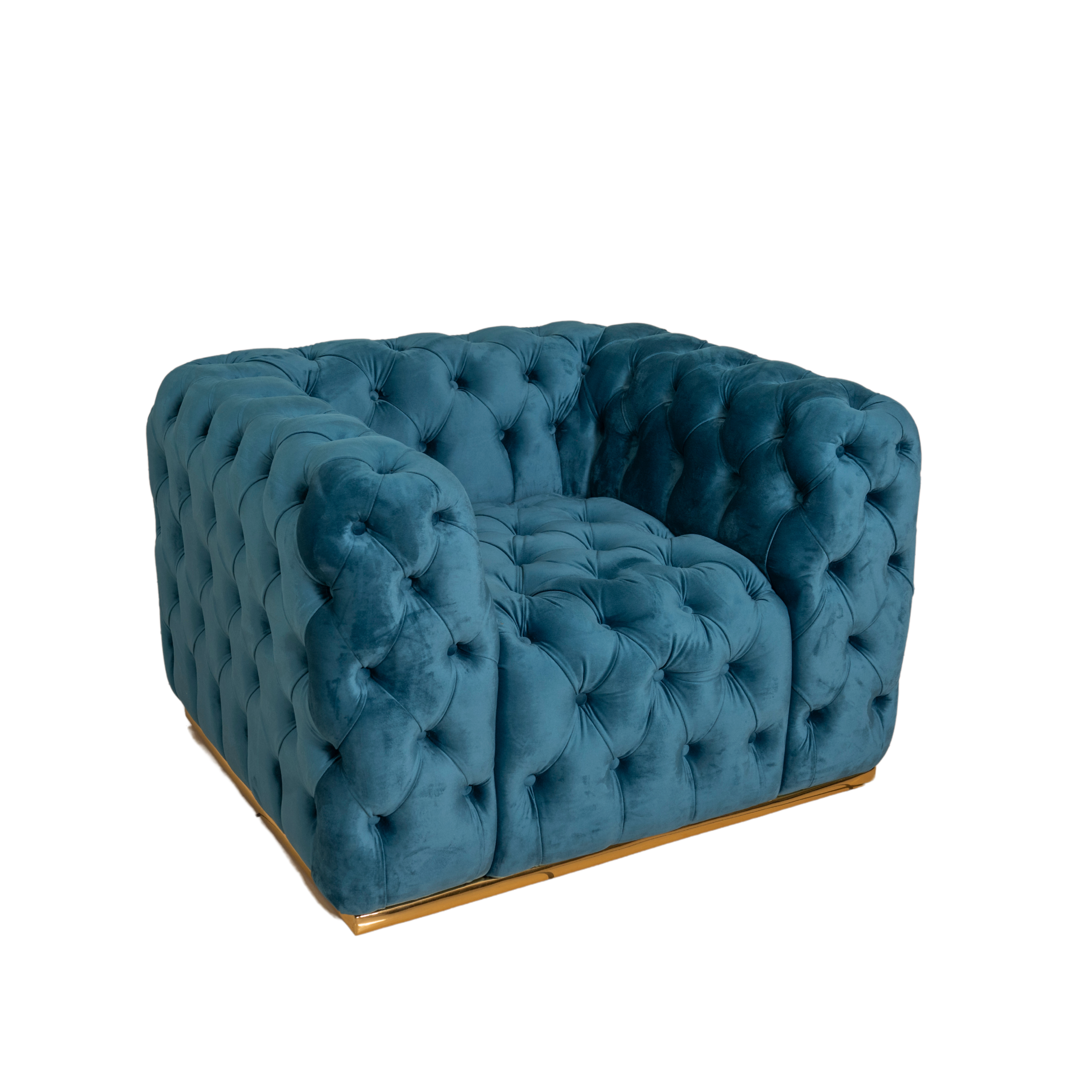 Fotoliul California din catifea, amplasat într-un decor modern, evidențiind designul elegant și rafinat.