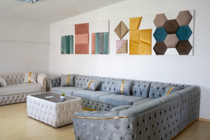 Panou decorativ tapitat triunghiular de 35cm, brand IMPACT MOB, cu design modern și textură moale, pentru interior elegant.