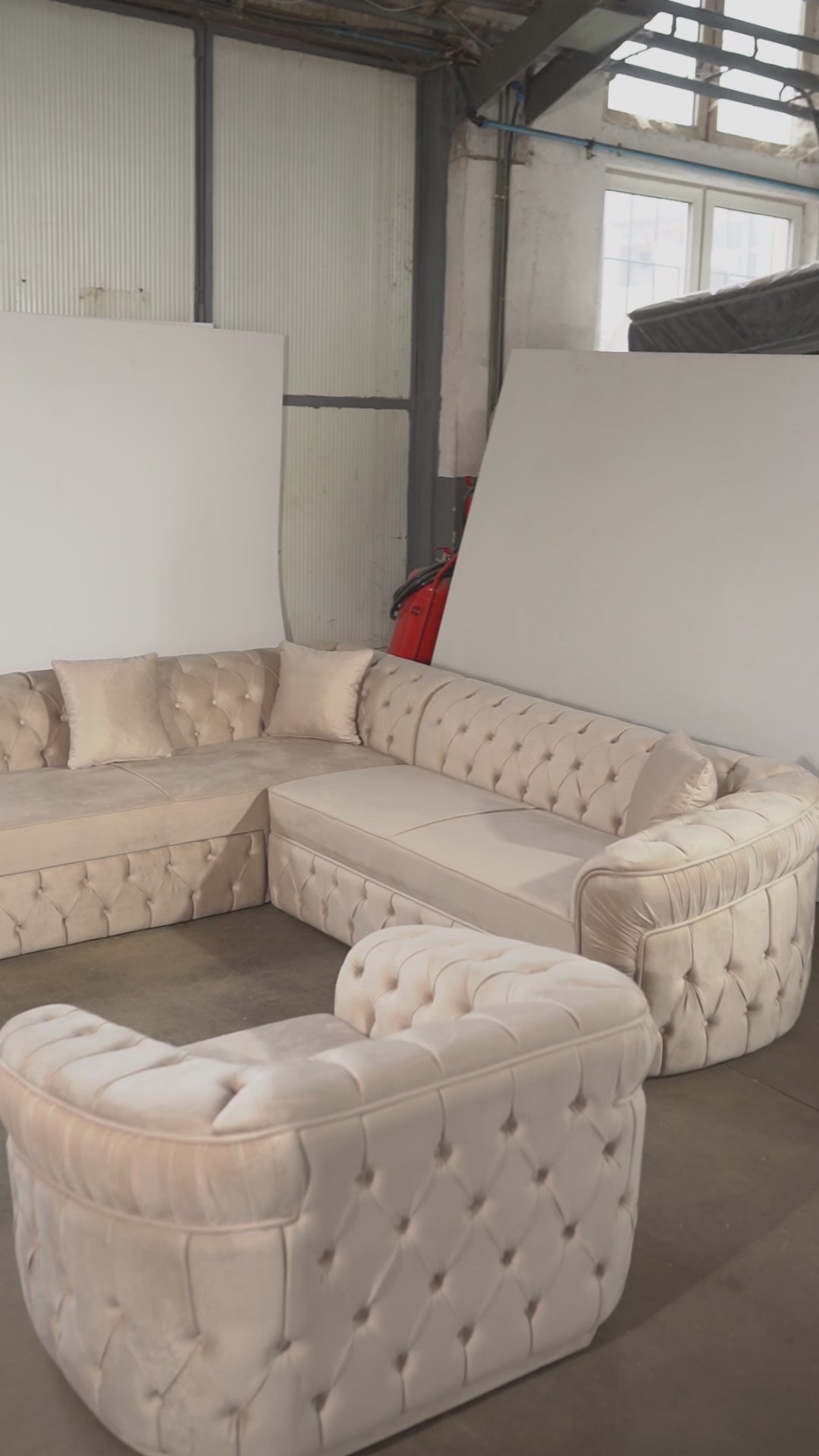 Xtreme   –   Colțar   extensibil   300×270   cm   cu   2   fotolii